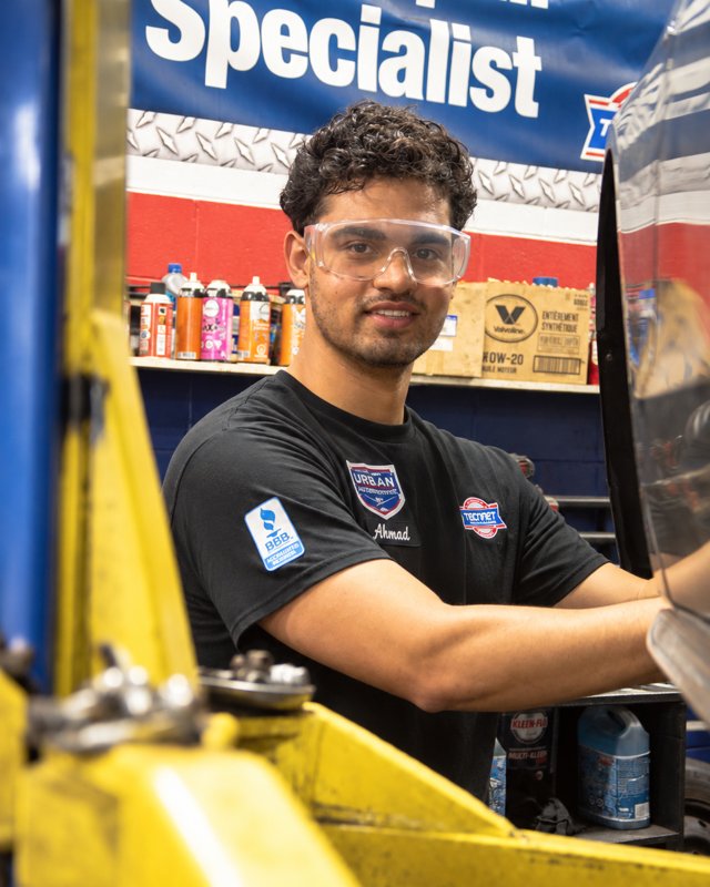 Ahmad Akmad, Apprentice at Urban Automotive in Oakville