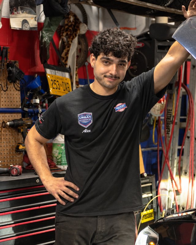 Alex DaSilveira, Senior Apprentice at Urban Automotive in Oakville